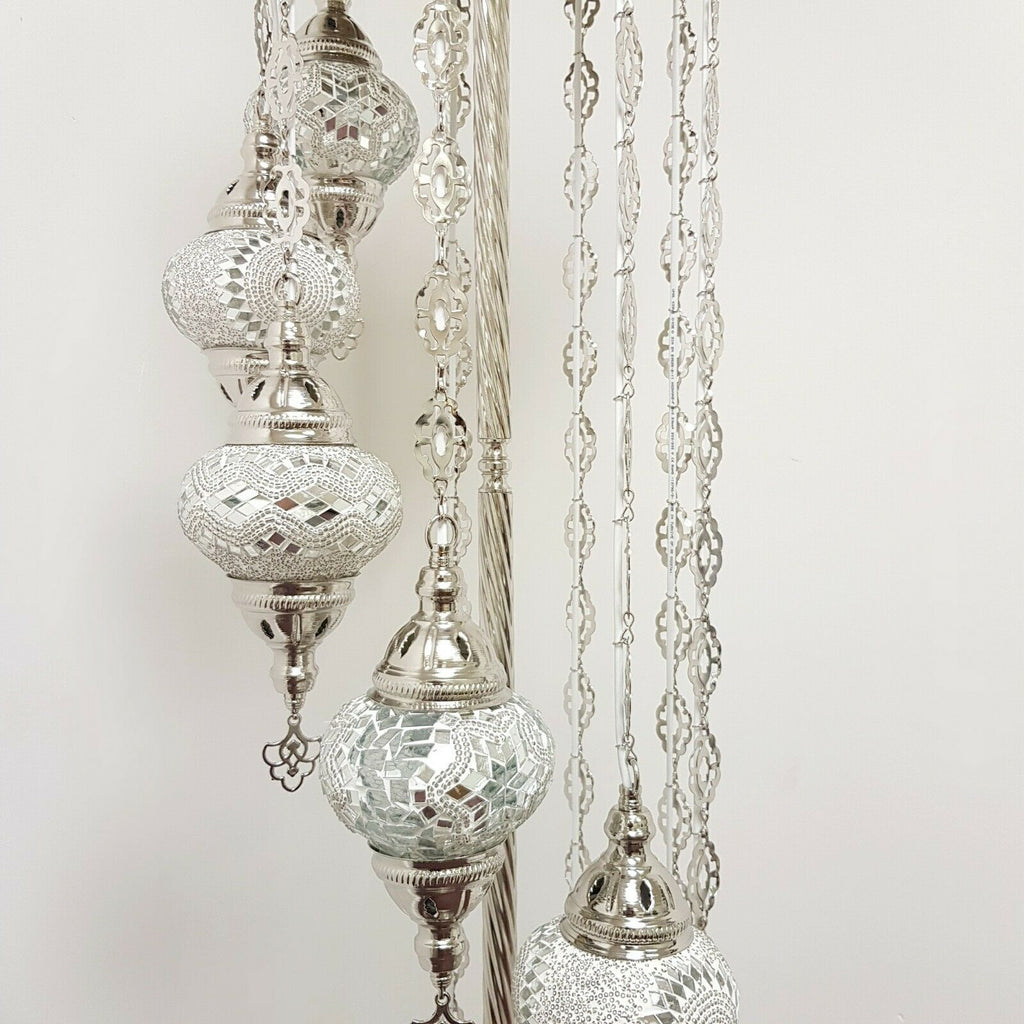 Silberne Stehlampe im marokkanischen türkischen Stil mit 9 Kugeln SMIXWHITE