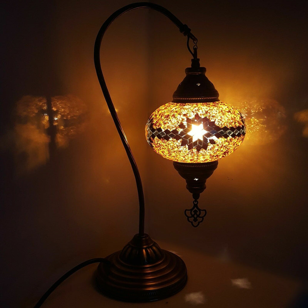Lámpara de mesa grande cisne marroquí turco